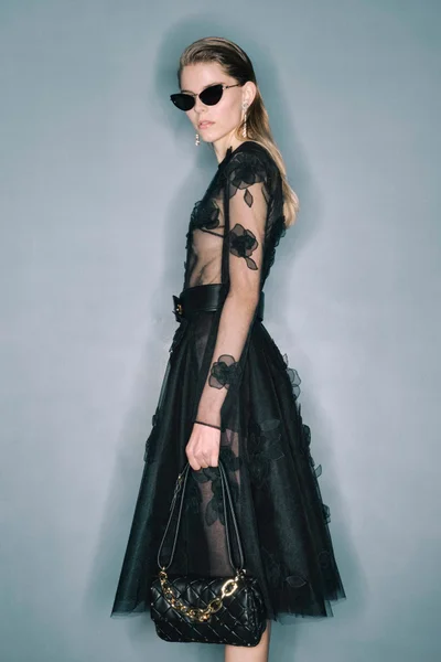 Look 2